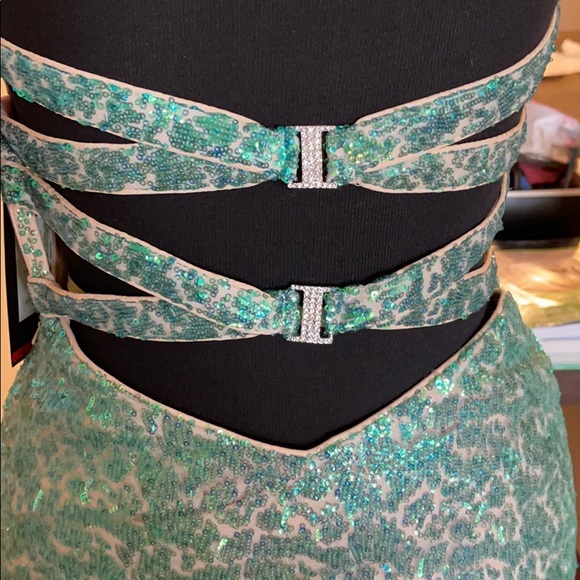 NWT La Femme mermaid strapless Dress Size 4 - Picture 8 of 16